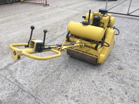 ******รถบดเดินตาม BOMAG******