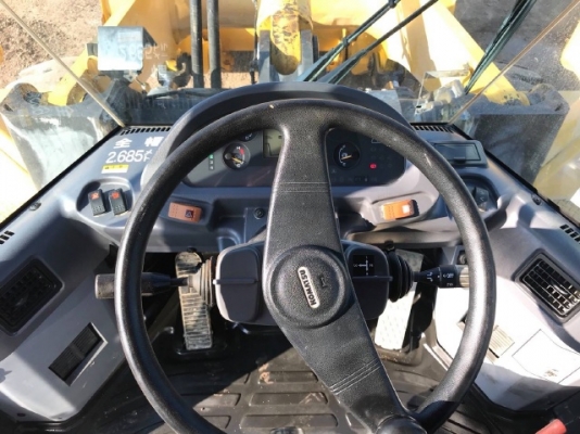 ขายรถตักล้อยาง KOMATSU WA320-5 ปี 2008 รถนอกนำเข้าเองจากญี่ปุ่น สภาพสวยพร้อมใช้งาน ขายรถตักล้อยาง KOMATSU WA320-5 ปี 2008 รถนอกนำเข้าเองจากญี่ปุ่น สภาพสวยพร้อมใช้งาน