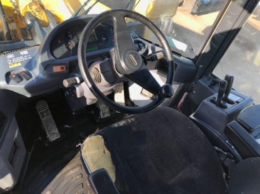 ขายรถตักล้อยาง KOMATSU WA320-5 ปี 2008 รถนอกนำเข้าเองจากญี่ปุ่น สภาพสวยพร้อมใช้งาน ขายรถตักล้อยาง KOMATSU WA320-5 ปี 2008 รถนอกนำเข้าเองจากญี่ปุ่น สภาพสวยพร้อมใช้งาน