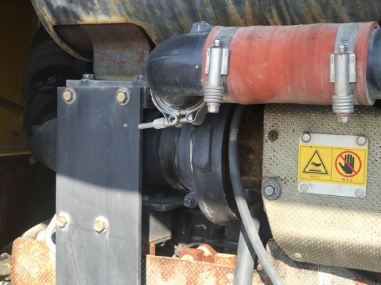 ขายรถตักล้อยาง KOMATSU WA320-5 ปี 2008 รถนอกนำเข้าเองจากญี่ปุ่น สภาพสวยพร้อมใช้งาน ขายรถตักล้อยาง KOMATSU WA320-5 ปี 2008 รถนอกนำเข้าเองจากญี่ปุ่น สภาพสวยพร้อมใช้งาน