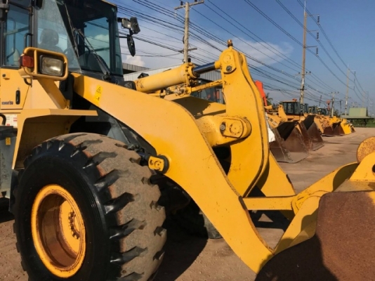 ขายรถตักล้อยาง KOMATSU WA320-5 ปี 2008 รถนอกนำเข้าเองจากญี่ปุ่น สภาพสวยพร้อมใช้งาน ขายรถตักล้อยาง KOMATSU WA320-5 ปี 2008 รถนอกนำเข้าเองจากญี่ปุ่น สภาพสวยพร้อมใช้งาน