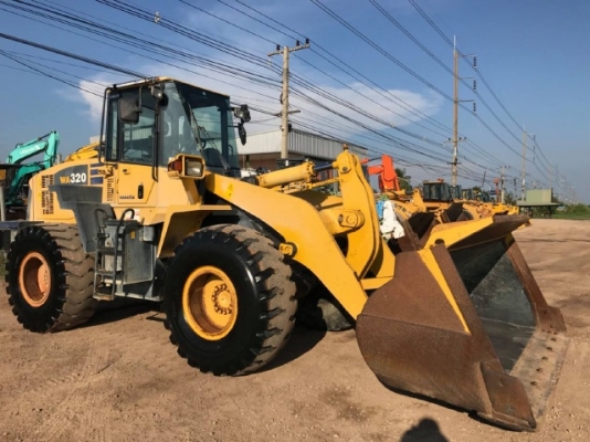 ขายรถตักล้อยาง KOMATSU WA320-5 ปี 2008 รถนอกนำเข้าเองจากญี่ปุ่น สภาพสวยพร้อมใช้งาน ขายรถตักล้อยาง KOMATSU WA320-5 ปี 2008 รถนอกนำเข้าเองจากญี่ปุ่น สภาพสวยพร้อมใช้งาน