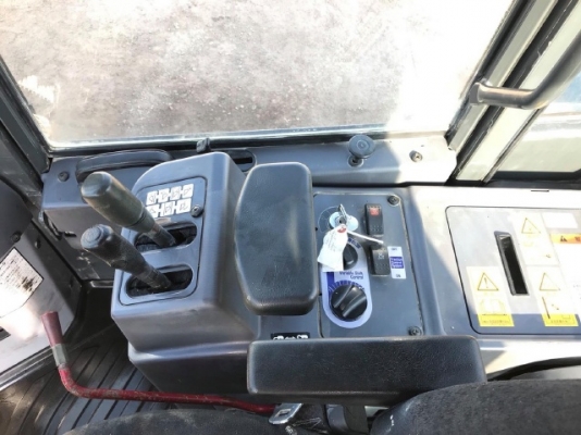 ขายรถตักล้อยาง KOMATSU WA320-5 ปี 2008 รถนอกนำเข้าเองจากญี่ปุ่น สภาพสวยพร้อมใช้งาน ขายรถตักล้อยาง KOMATSU WA320-5 ปี 2008 รถนอกนำเข้าเองจากญี่ปุ่น สภาพสวยพร้อมใช้งาน