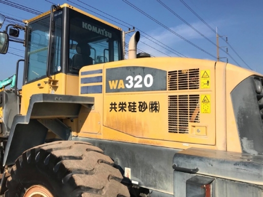 ขายรถตักล้อยาง KOMATSU WA320-5 ปี 2008 รถนอกนำเข้าเองจากญี่ปุ่น สภาพสวยพร้อมใช้งาน ขายรถตักล้อยาง KOMATSU WA320-5 ปี 2008 รถนอกนำเข้าเองจากญี่ปุ่น สภาพสวยพร้อมใช้งาน