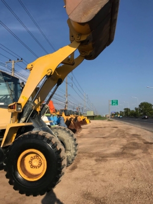 ขายรถตักล้อยาง KOMATSU WA320-5 ปี 2008 รถนอกนำเข้าเองจากญี่ปุ่น สภาพสวยพร้อมใช้งาน ขายรถตักล้อยาง KOMATSU WA320-5 ปี 2008 รถนอกนำเข้าเองจากญี่ปุ่น สภาพสวยพร้อมใช้งาน