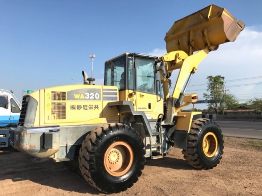 ขายรถตักล้อยาง KOMATSU WA320-5 ปี 2008 รถนอกนำเข้าเองจากญี่ปุ่น สภาพสวยพร้อมใช้งาน ขายรถตักล้อยาง KOMATSU WA320-5 ปี 2008 รถนอกนำเข้าเองจากญี่ปุ่น สภาพสวยพร้อมใช้งาน