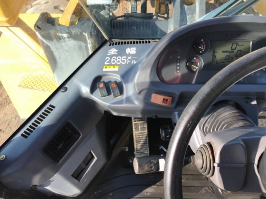 ขายรถตักล้อยาง KOMATSU WA320-5 ปี 2008 รถนอกนำเข้าเองจากญี่ปุ่น สภาพสวยพร้อมใช้งาน ขายรถตักล้อยาง KOMATSU WA320-5 ปี 2008 รถนอกนำเข้าเองจากญี่ปุ่น สภาพสวยพร้อมใช้งาน