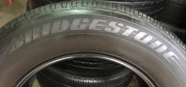 ยาง Bridgestone 265-60-18 ปลายปี 13