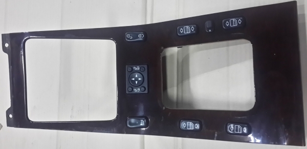 สวิทปรับกระจกW163-ML320