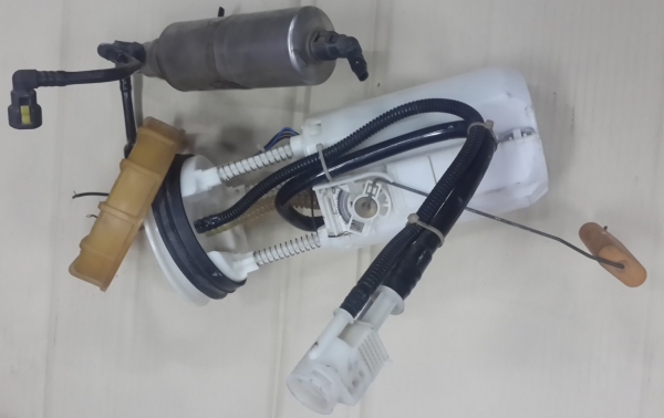 ปั๊มติ๊ก-ชุดลูกลอยในถังน้ำมัน W163-ML320