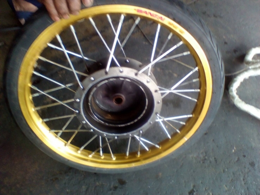 ล้อหน้าและหลัง yamaha nouvo