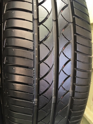 ล้อแม็กป้ายแดง Nissan Note ขอบ 15 พร้อมยางป้ายแดง Maxxis 175-65-15 ปี 17 มีตุ่มทุกเส้น