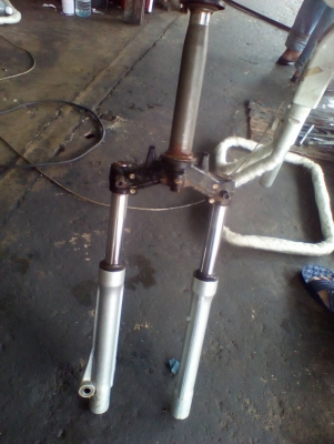 โช้คหน้าและแผงคอ wave 100