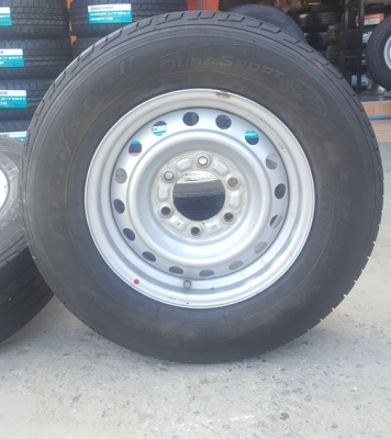 ขายล้อกะทะขอบ15 6รู ยาง195R15 ปี16  4 ล้อ