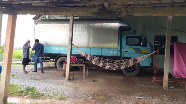 ISUZU NKR 110แรงม้า แท้ห้าง เดิมๆ คัทซีสวย เครื่องดี เล่มพร้อม ราคาคุยได้ สอบถาม 0872976734