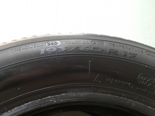 ขายยาง Michelin 195/60/15 ปี14