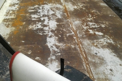 กระบะสามมิตร ยาว 5. ม. กว้าง 2.45 ม. ครัทซี 0.85 ม. สภาพสวย ศุภากร 081-1903107,089-5367218