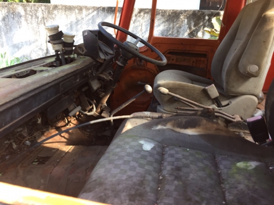 ขายรถ6ล้อสเปรย์ยาง Hino KR320 เครื่อง160 แรง EH500 เล่มพร้อม ถังของ thammakit สภาพดีใช้งานได้ปกติ