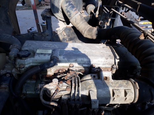 ขายสิ้บล้อเปอรเฟีย10ล้อเครื่อง240แรง2เพลาดั้ม