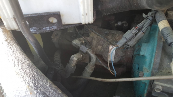 ขาย รถขุด KOMATSU รุ่น PC40FR มือสองญี่ปุ่น แทรกเหล็ก สลัก บูทเอวแน่น 100\% สวยพร้อมใช้งาน มือถือ 0818753444