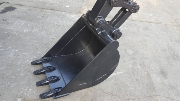 ขาย รถขุด KOMATSU รุ่น PC40FR มือสองญี่ปุ่น แทรกเหล็ก สลัก บูทเอวแน่น 100\% สวยพร้อมใช้งาน มือถือ 0818753444