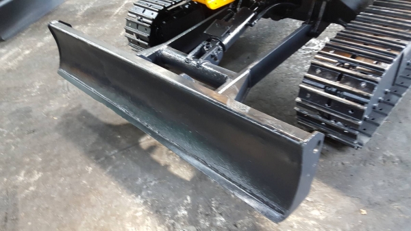 ขาย รถขุด KOMATSU รุ่น PC35MR-1- มือสองญี่ปุ่น แทรกเหล็ก สลัก บูทเอวแน่น 100\% สวยพร้อมใช้งาน มือถือ 0818753444   สอบถามเพิ่มเติมได้ที่ http://line.me/ti/p/mFkzr50JVd