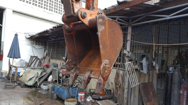 ขาย รถขุด HITACHI รุ่น ZX27U มือสองญี่ปุ่น แทรกเหล็ก สลัก บูทเอวแน่น 100\% สวยพร้อมใช้งาน มือถือ 0818753444   สอบถามเพิ่มเติมได้ที่ http://line.me/ti/p/mFkzr50JVd