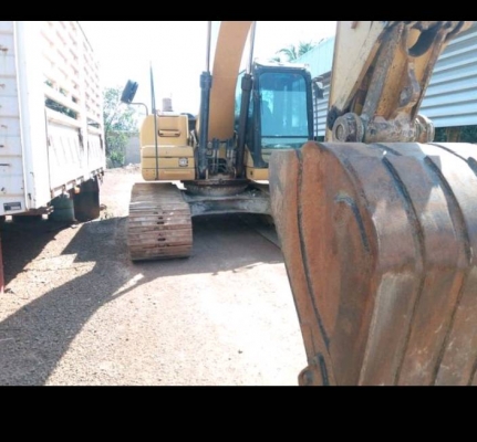 1,50,000บาทCaterpillar320Dใช้งาน80,000ช.ม ทะเบียนเอกสารพร้อมโอน