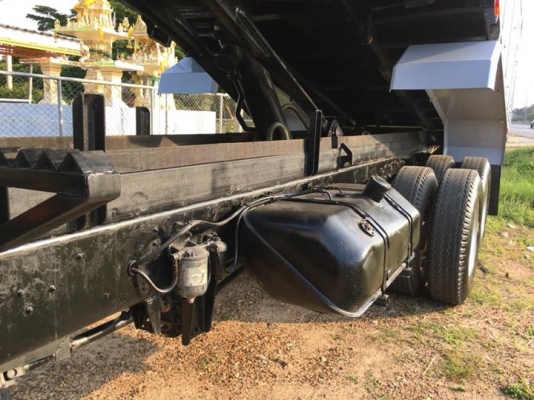 10ล้อดั้ม FM3H 195แรง ปี36 ราคาเบาๆ รถสวยพร้อมใช้งานคับ