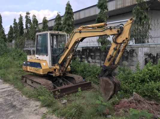 ขาย 285,000 เก่านอก KOMATSU PC40-6 (พร้อมหัวเจาะ) เครื่องดี ปั้มแรง โช่หนา เอวแน่น สภาพสวยพร้อมใช้   รถอยู่ จ.นครปฐม โทร 0610710295