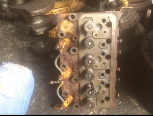 ขายฝาสูบ komatsu 3D95