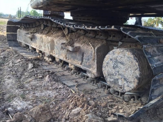 ขาย 675,000 บาท KIBELCO SK200 MARK 3 เก๋งเทา เครื่องดี ปั้มแรง โซ่หนา  เอวแน่น ไฟฟ้าครบ เอกสารเล่มทะเบียน  รถอยู่ จ ศรีสะเกษ โทร 0610710295