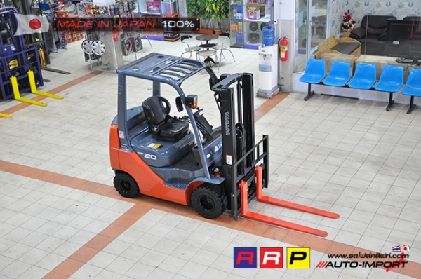 ขายรถโฟล์คลิฟท์มือสอง TOYOTA รุ่น 8FDK20-10266 นำเข้าจากประเทศญี่ปุ่น 100\% ไม่เคยใช้งานในไทย