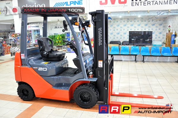 ขายรถโฟล์คลิฟท์มือสอง TOYOTA รุ่น 8FDK20-10266 นำเข้าจากประเทศญี่ปุ่น 100\% ไม่เคยใช้งานในไทย