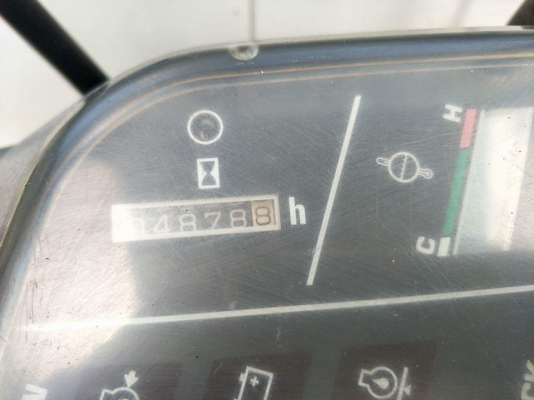 ขายจ้า..KOMATSU PC30-7  เก่านอกแท้  เดิมๆๆ  4,XXX  ชั่วโมง  สภาพสวยพร้อมใช้  โทร 089-3818694  ดวงนภา