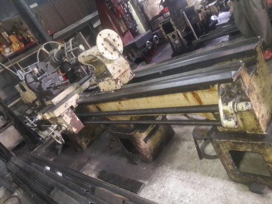ขายกลึงใต้หวันกลึงงานยาว2.3เมตรสวิง1.1เมตรราคาสุดคุ้มครับ