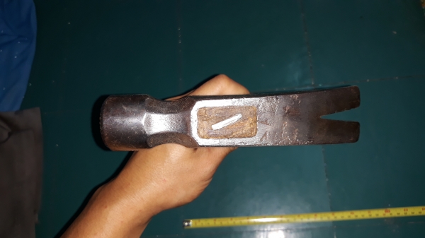 ขายค้อนSTANLEY 28OZ. MADE IN USA.ด้ามไม้มือสองสภาพดี ขายค้อนSTANLEY 28OZ. MADE IN USA.ด้ามไม้มือสองสภาพดี