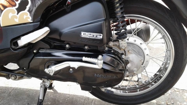 ขาย Honda Scoopy i ปี 57 รุ่นไฟเลี้ยวบังลม U-BOX ใหญ่ ประมาณปลายปี เครื่องดีเดิมๆ ภายนอกสวย ยางดอกเต