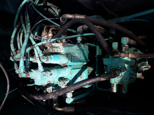 ขายkobelco sk120-5 สภาพสวย พร้อมใช้งาน ราคา790,000บาทสนใจโทร081-981-7484(โก้)