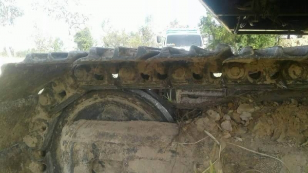 ขาย 485,000 บาท HITACHI EX200-1 เครื่องเดิมดี ปั้มK3V โช่หนา เอวแน่น เอกสารชื้อขาย  รถอยู่  ยโสธร  โทร0610710295