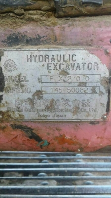 ขาย 485,000 บาท HITACHI EX200-1 เครื่องเดิมดี ปั้มK3V โช่หนา เอวแน่น เอกสารชื้อขาย  รถอยู่  ยโสธร  โทร0610710295