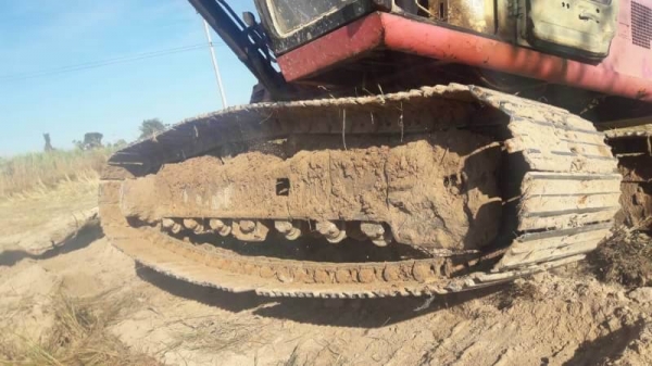 ขาย 485,000 บาท HITACHI EX200-1 เครื่องเดิมดี ปั้มK3V โช่หนา เอวแน่น เอกสารชื้อขาย  รถอยู่  ยโสธร  โทร0610710295