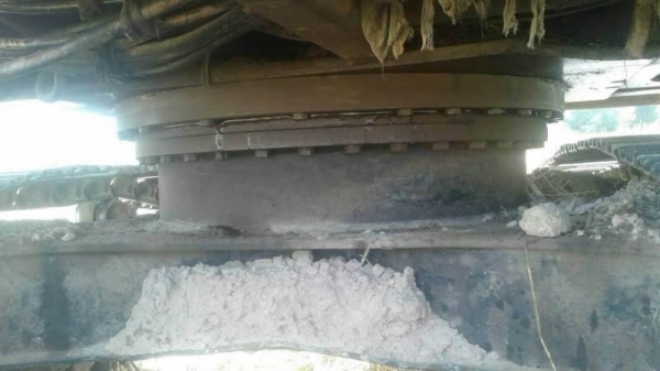 ขาย 485,000 บาท HITACHI EX200-1 เครื่องเดิมดี ปั้มK3V โช่หนา เอวแน่น เอกสารชื้อขาย  รถอยู่  ยโสธร  โทร0610710295