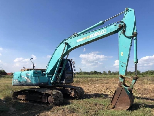 ขาย 1,695,000 บาท KOBELCO SK200 MAKK 8 YN12 SUPER ทำงาน 13,xxx ชม เครื่องดี ปั้มแรง โล่หนา เอวแน่น ไฟฟ้าครบ เอกสารเล่มทะเบียน  รถอยู่  นครปฐม โทร 0610710295