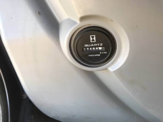 ขาย 1,695,000 บาท KOBELCO SK200 MAKK 8 YN12 SUPER ทำงาน 13,xxx ชม เครื่องดี ปั้มแรง โล่หนา เอวแน่น ไฟฟ้าครบ เอกสารเล่มทะเบียน  รถอยู่  นครปฐม โทร 0610710295