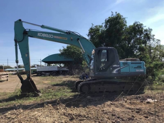 ขาย 1,695,000 บาท KOBELCO SK200 MAKK 8 YN12 SUPER ทำงาน 13,xxx ชม เครื่องดี ปั้มแรง โล่หนา เอวแน่น ไฟฟ้าครบ เอกสารเล่มทะเบียน  รถอยู่  นครปฐม โทร 0610710295