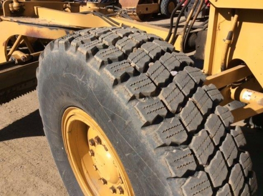 Caterpillar 140H พร้อมติดตั้ง scarifier/ripper รถอยู่อเมริกา โทร. 080-6565422 (หนิง)