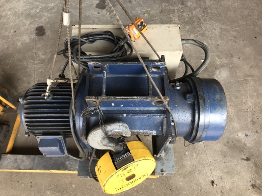 ขายรอกไฟฟ้าแบบสลิง Kamiuchi 2ton. 380V Made in Japan 2ทิศทาง สภาพสวยมาก หมุนนิ่ม สลิงสวย พร้อมใช้งาน ขายรอกไฟฟ้าแบบสลิง Kamiuchi 2ton. 380V Made in Japan 2ทิศทาง สภาพสวยมาก หมุนนิ่ม สลิงสวย พร้อมใช้งาน