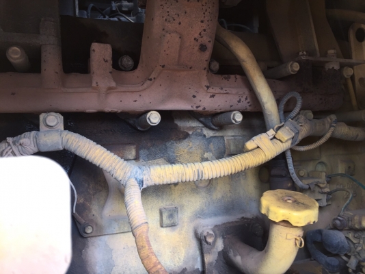 ขายรถตักKomatsu WA400-1 เล่มทะเบียนพร้อม มี2คัน รถสวย สภาพดี