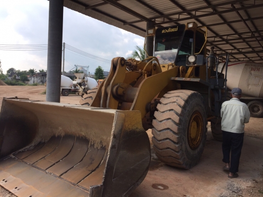 ขายรถตักKomatsu WA400-1 เล่มทะเบียนพร้อม มี2คัน รถสวย สภาพดี